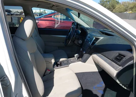 2010 Subaru Outback 2.5I Premium from USA, damaged, VIN 4S4BRBGC3A3376651